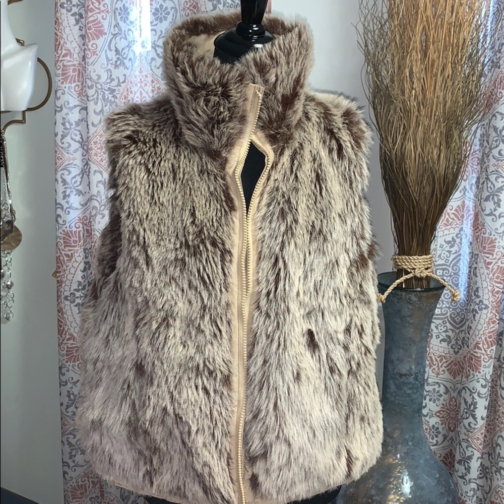 🎈final markdown 🎈 Reversible faux fur vest